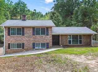390 Bates Ave, Fayetteville, GA 30215