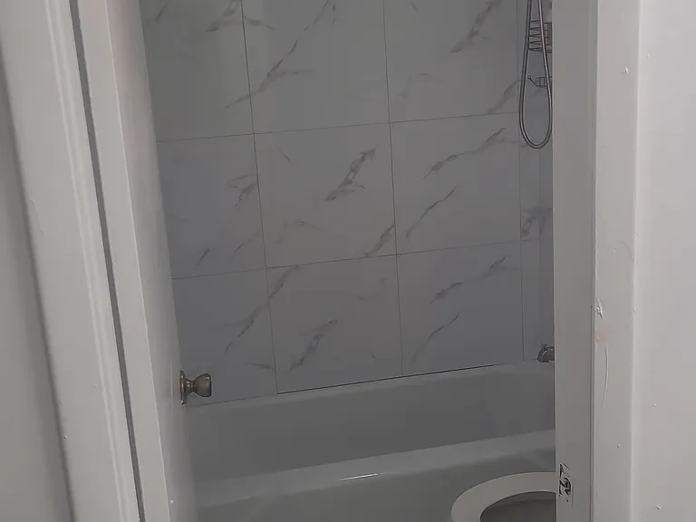 2424 Lemon Tree Ln #2-D — Photo 3