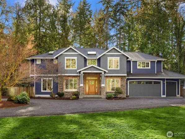 8997 Springwood Avenue NE, Bainbridge Island, WA 98110