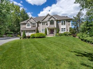 9 Skyline Cir, Canton, MA 02021