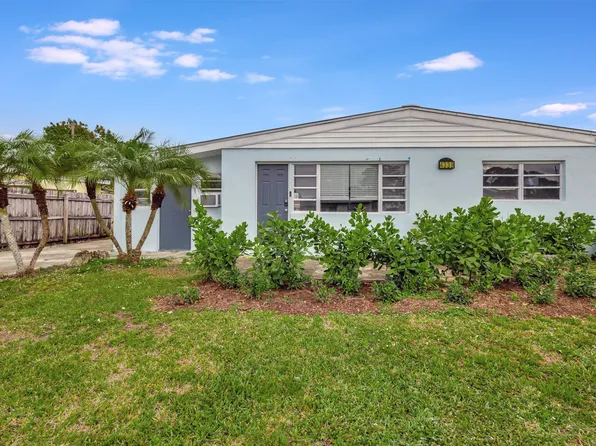 4339 Winchester Lane, West Palm Beach, FL 33406