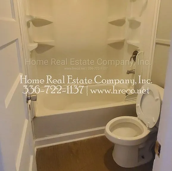 2712 Ludwig St — Photo 9