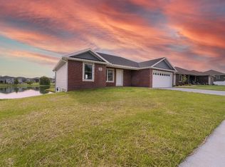 1382 Southwinds Dr, Fulton, MO 65251