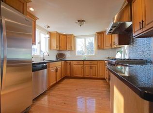 15 Spring St, Salisbury, MA 01952