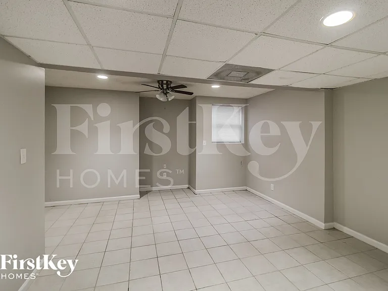 4725 Diggers Way — Photo 9