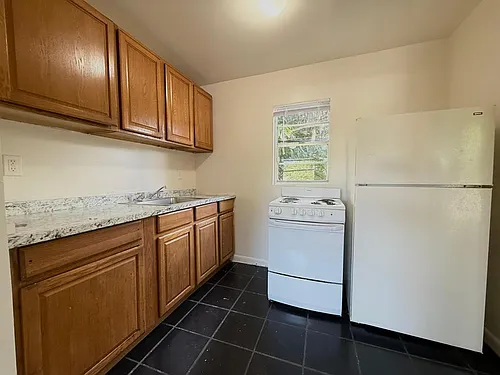 808 30th St Photo 1