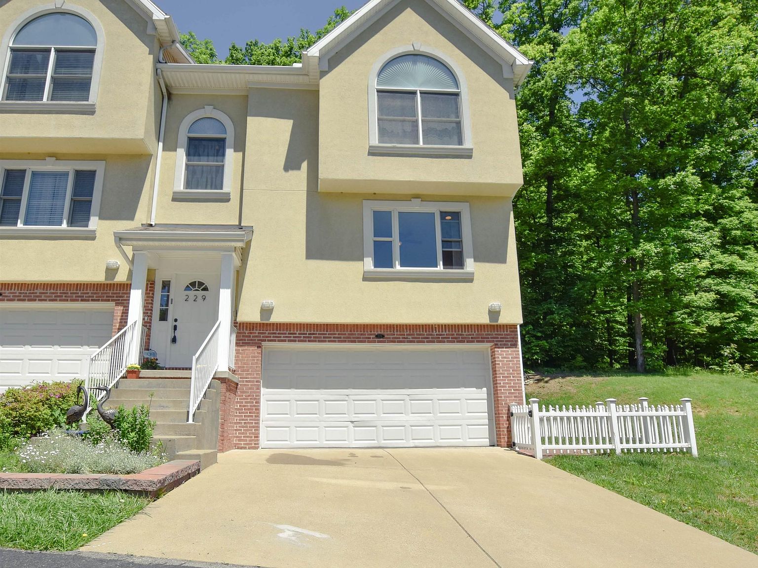 229 Palisades Dr, WV 26508 Zillow