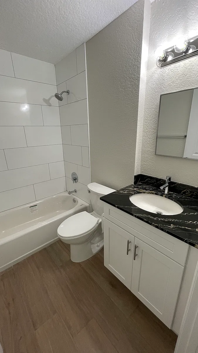 Building Photo - Monvil Apartments