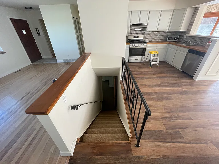 stairs to basement