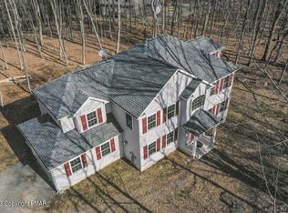 110 Quail Way, Cresco, PA 18326