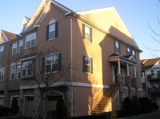 1 Devonshire Dr, Clifton, NJ 07013