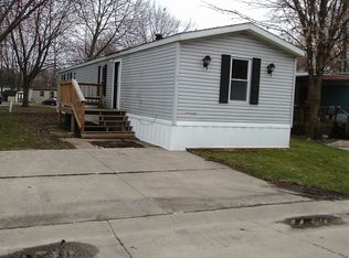 54 Richard Dr, Urbana, IL 61802