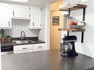 323 Ridge Point Cir #A-24, Bridgeville, PA 15017