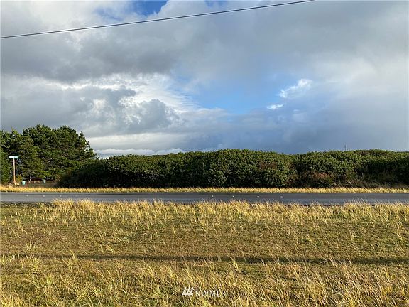 5th image of 1056 Ocean Shores Boulevard