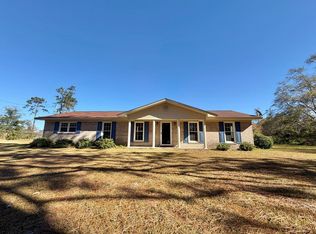 37 Dogwood Rd, Hazlehurst, GA 31539