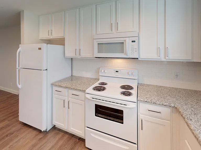 Treemont Apartments — Photo 50