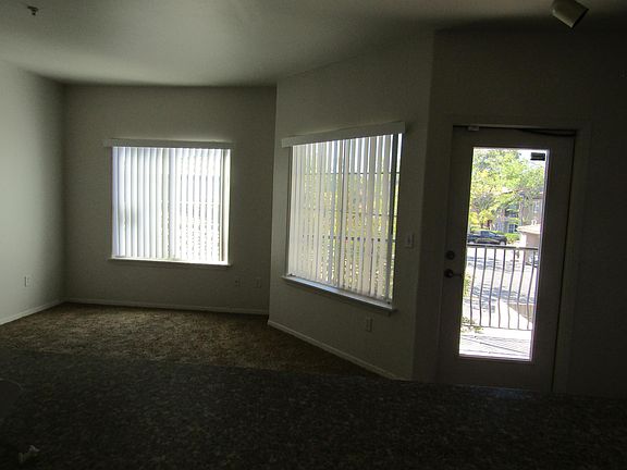 5th image of 4200 E Commerce Way Unit 1621