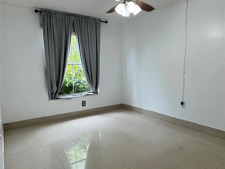 14332 SW 163rd St — Photo 11