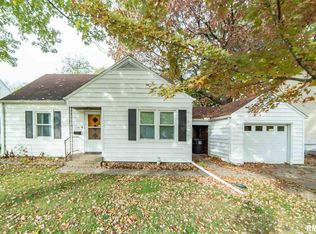 1101 48th St, Moline, IL 61265