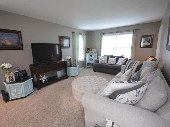 5th image of 405 Haines Dr