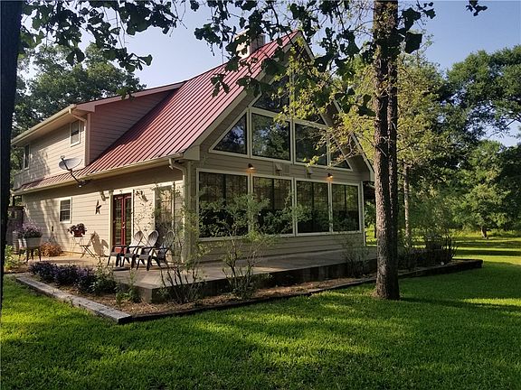 3rd image of 153 McBride Ln