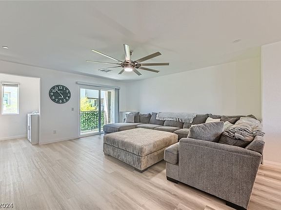 4th image of 2823 Kona Blue Ln #4