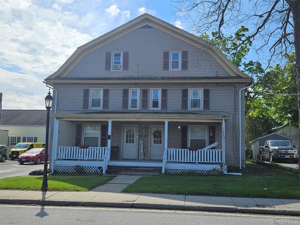 130 Maple Ave