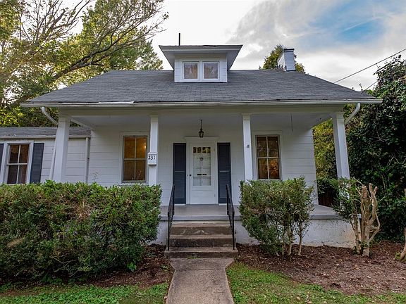 4th image of 231 Westmoreland St