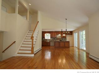 12 W Normandy Dr, West Hartford, CT 06107