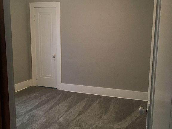 5th image of 516 W Broadway St