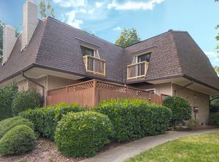 136 Springberry Ln #136, Chapel Hill, NC 27517