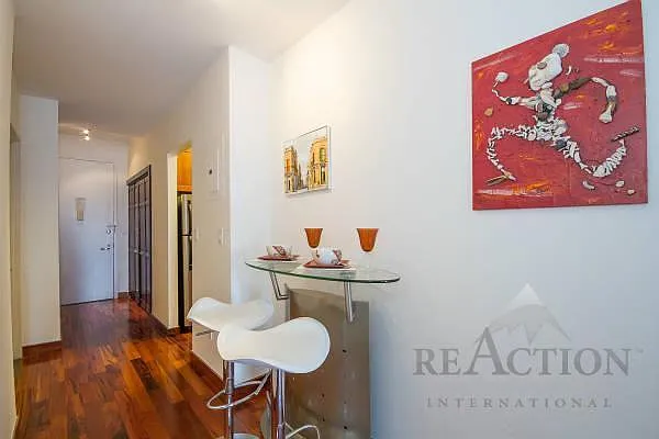 Sold by Reaction | media 3