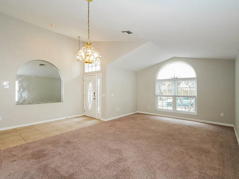 8606 Baneberry Ct — Photo 3