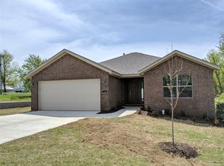 109 Alexandra Loop, Elkins, AR 72727