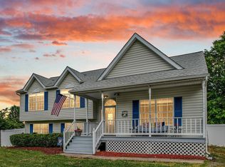 8615 S Fork Ct, Fredericksburg, VA 22407