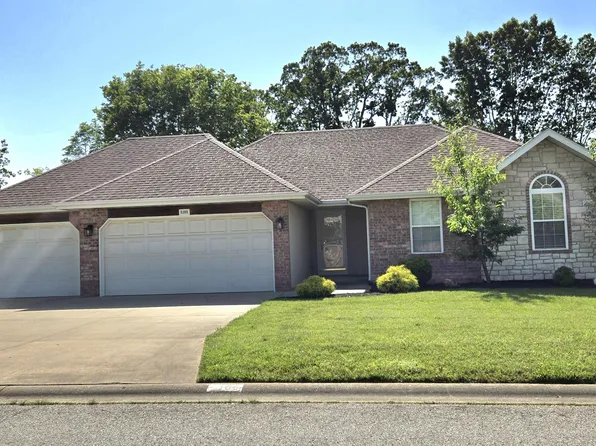 5105 N 10th Avenue, Ozark, MO 65721
