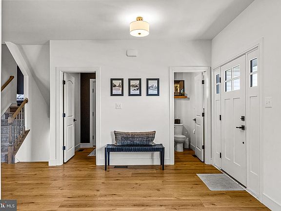 4th image of 615 L102 Carteret Ave