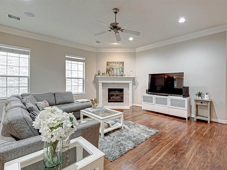 14418 Basalt Ln — Photo 4