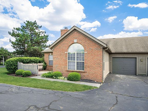 2nd image of 2451 Hooverside Ln