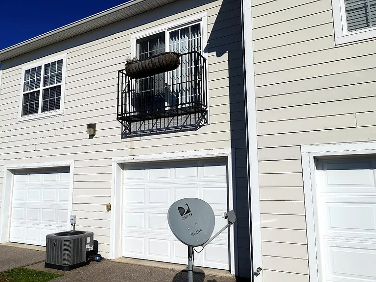 104 Mahler Ave — Photo 18