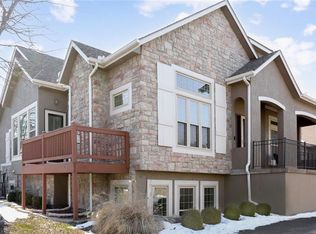11228 S Summit St APT 1400, Lenexa, KS 66215