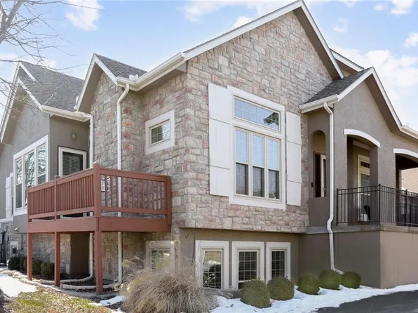 11228 S Summit St APT 1400, Lenexa, KS 66215