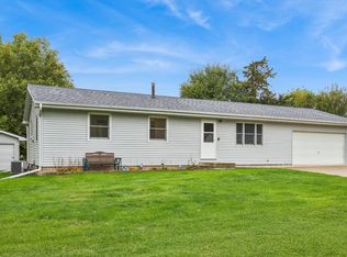 624 6th St, Maxwell, IA 50161