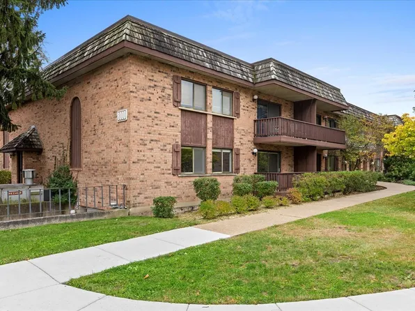 8000 Woodglen Ln APT 109, Downers Grove, IL 60516