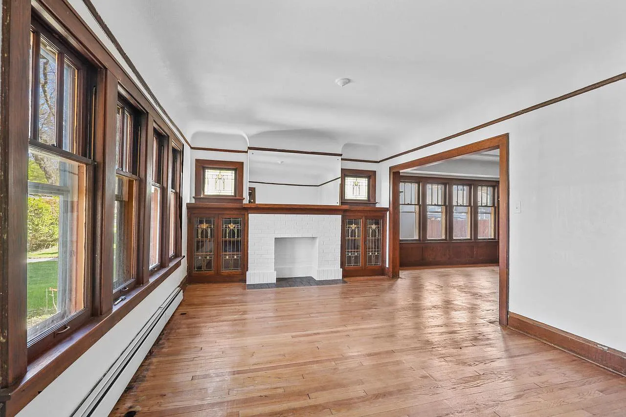 2535 North 48th STREET photo 1