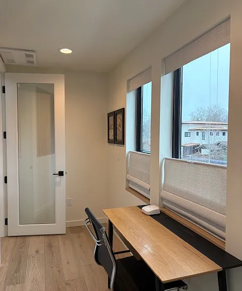29-2 NW McKay Ave — Photo 13