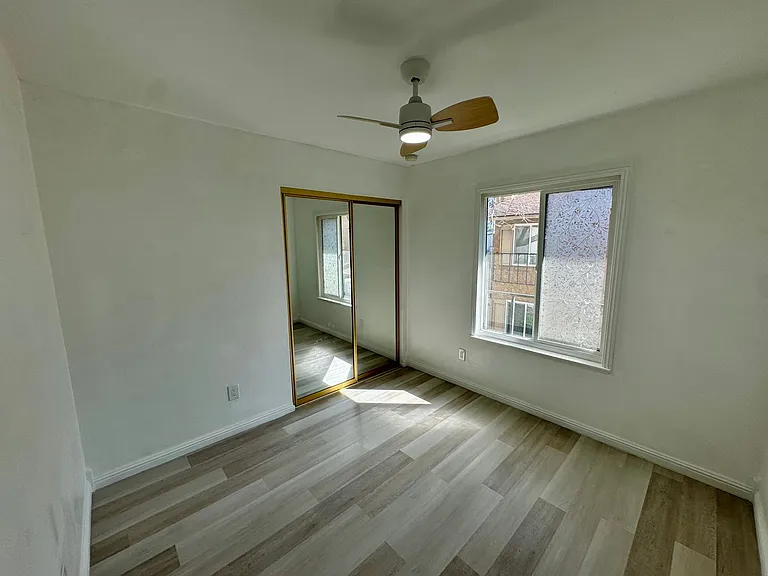 904 S Mountain Ave #B — Photo 7