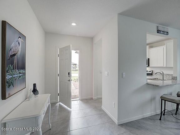 4th image of 7349 Tourmaline Dr