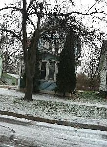 2nd image of 439 Underwood St