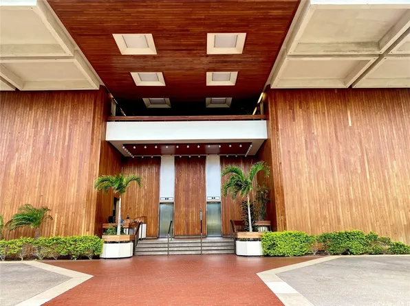 250 Kawaihae St APT 1B, Honolulu, HI 96825